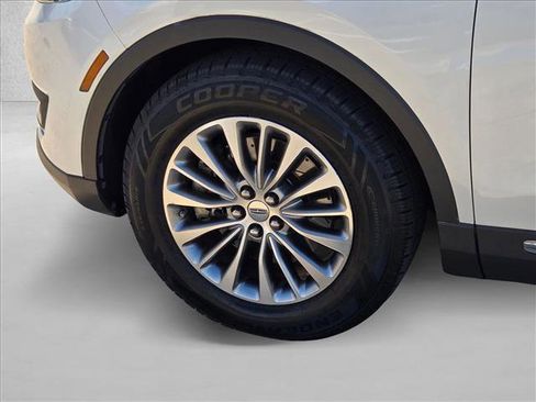 Used 2016 Lincoln MKX Select w/ Select Plus Package FWD image 23