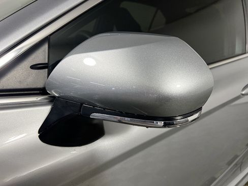 Used 2024 Toyota Camry SE FWD image 13