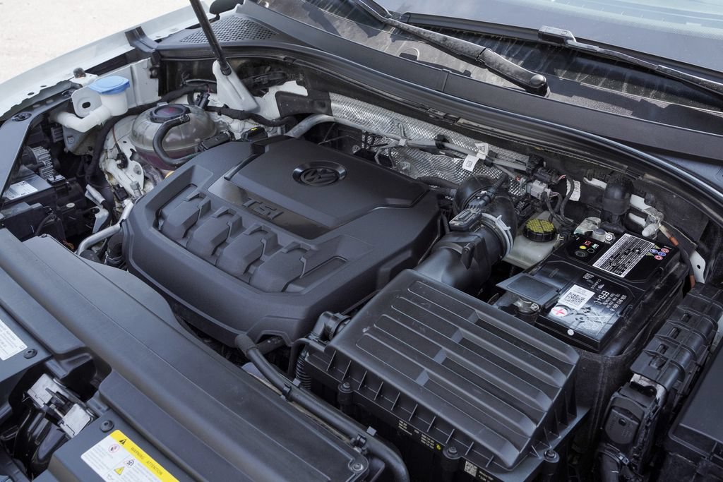 Used 2022 Volkswagen Tiguan SEL R-Line AWD/4WD image 42