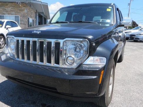 Used 2012 Jeep Liberty Sport image 39