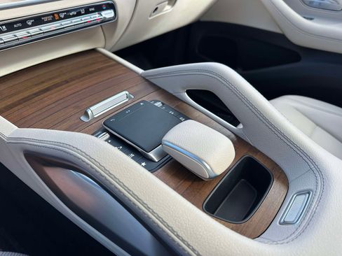 Used 2023 Mercedes-Benz GLE 350 4MATIC image 29