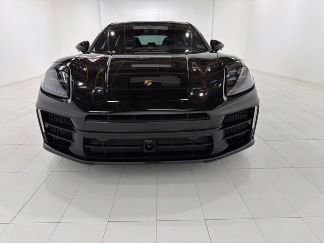 Used 2024 Porsche Panamera RWD image 8