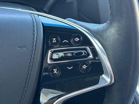 Used 2019 Cadillac Escalade ESV Platinum image 39