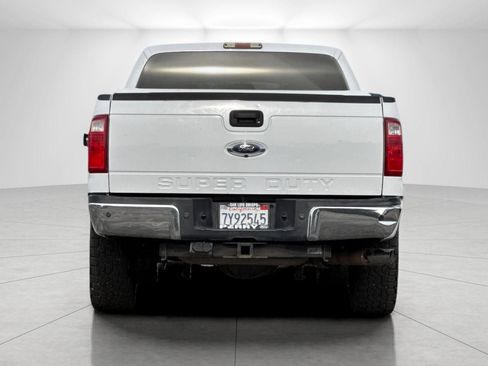 Used 2014 Ford F250 XLT w/ XLT Premium Package RWD image 4