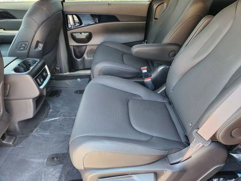 New 2026 Kia Carnival SX Prestige image 22