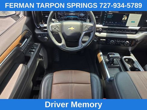Certified 2024 Chevrolet Silverado 1500 High Country w/ Technology Package AWD/4WD image 18