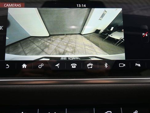 Used 2020 Land Rover Range Rover Evoque SE AWD/4WD image 31