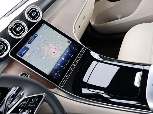 New 2026 Mercedes-Benz GLC 300 4MATIC image 21