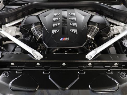 Used 2026 BMW X5 M60i image 23