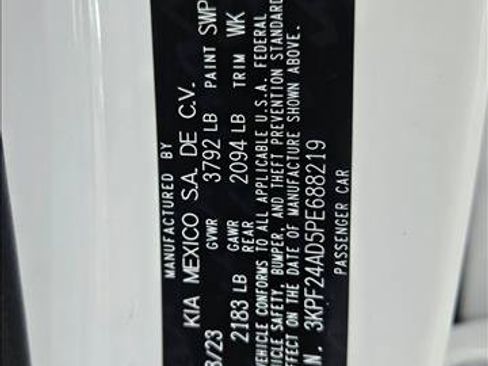 Used 2023 Kia Forte LXS w/ LXS Technology Package FWD image 21