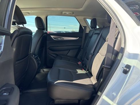 Used 2019 Cadillac XT5 Premium Luxury image 18