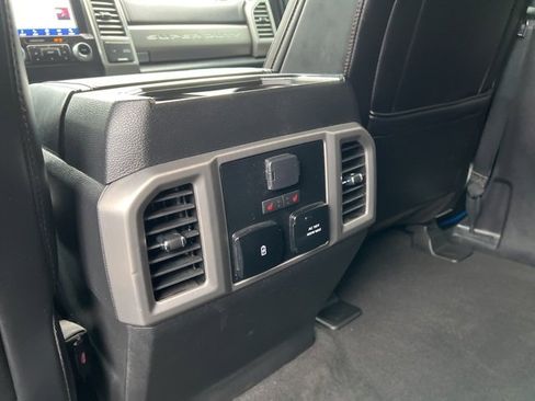 Used 2021 Ford F250 Platinum w/ Tremor Off-Road Package image 15