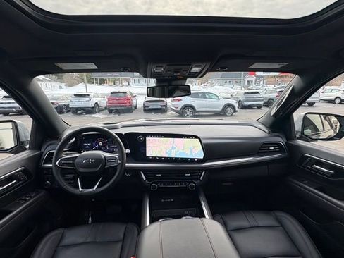 Used 2025 Chevrolet Tahoe RST w/ RST Capability Package image 43