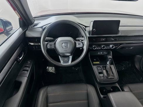 Used 2024 Honda CR-V Touring image 4