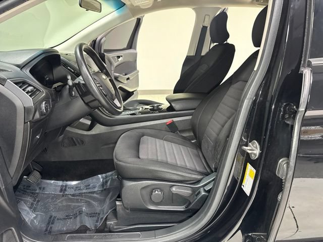Used 2017 Ford Edge SE AWD/4WD image 11