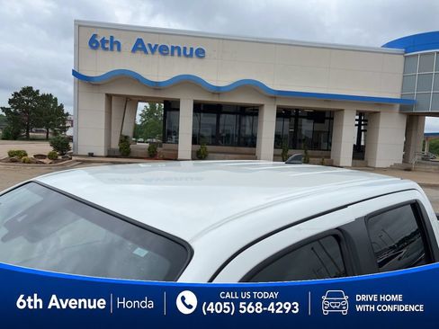 Used 2023 Nissan Frontier PRO-4X w/ Tow Package AWD/4WD image 46