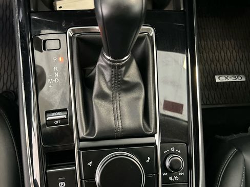 Used 2022 MAZDA CX-30 AWD 2.5 S w/ Preferred Package image 18