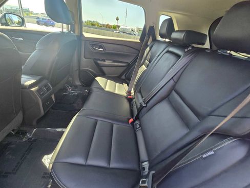 Used 2023 Nissan Rogue SL AWD/4WD image 21