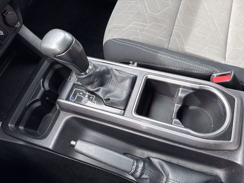 Used 2023 Toyota Tacoma TRD Off-Road AWD/4WD image 9