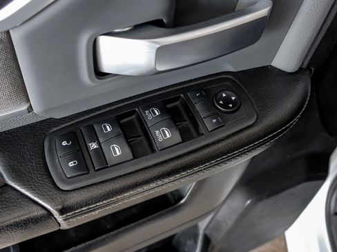 Used 2020 RAM 2500 Big Horn image 44
