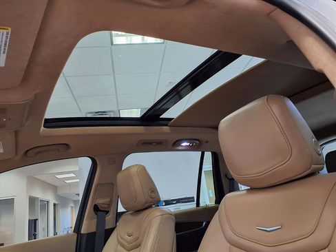 Used 2020 Cadillac XT6 Premium Luxury w/ Platinum Package image 25