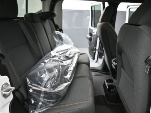 New 2026 Jeep Gladiator Willys image 14