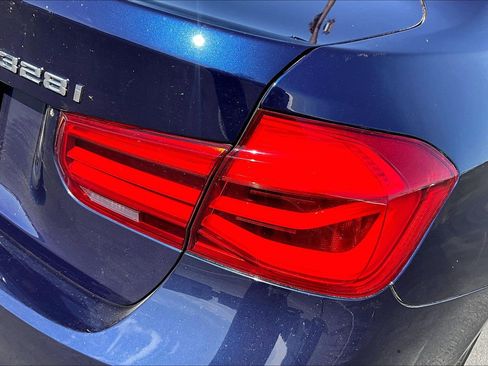 Used 2016 BMW 328i Sedan image 24