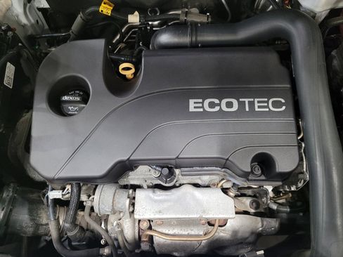 Used 2018 Chevrolet Equinox LT AWD/4WD image 30