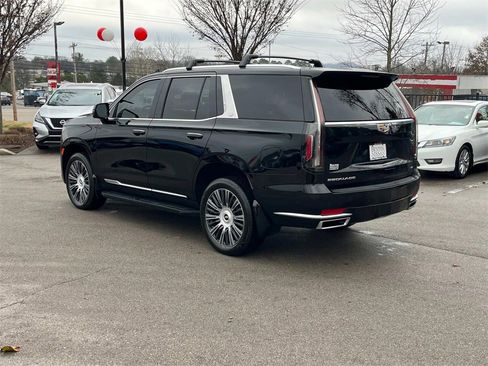 Used 2022 Cadillac Escalade Premium Luxury image 7