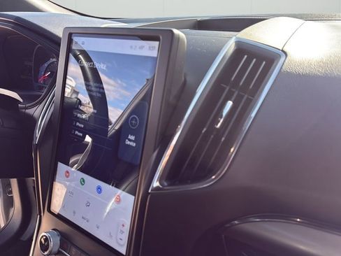 Used 2022 Ford Edge ST image 36