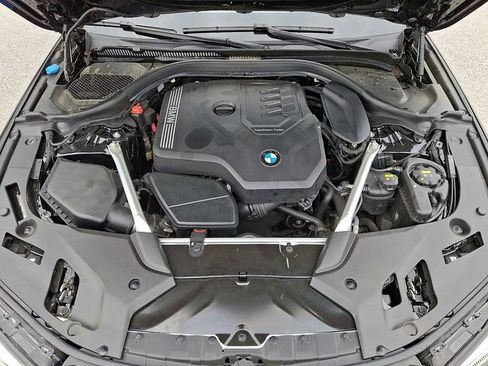 Used 2023 BMW 530i w/ Premium Package RWD image 32