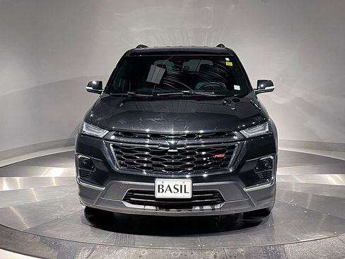 Used 2023 Chevrolet Traverse RS image 9