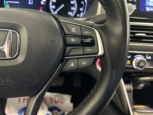 Certified 2022 Honda Accord Touring image 28