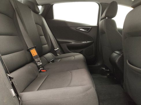 Used 2025 Chevrolet Malibu RS FWD image 19