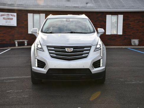 Used 2017 Cadillac XT5 Premium Luxury image 2