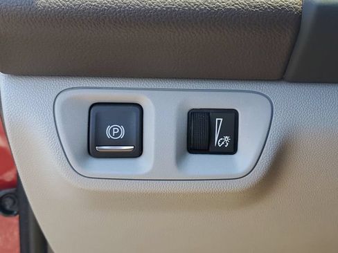 Used 2022 GMC Acadia SLT w/ Preferred Package FWD image 20