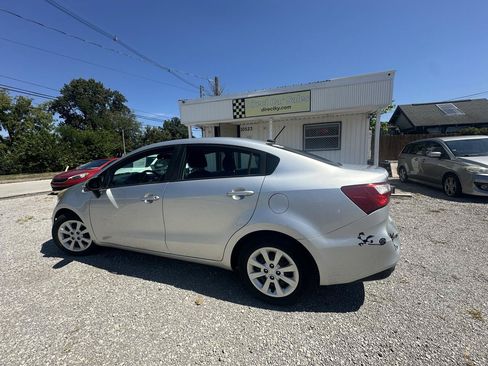 Used 2016 Kia Rio LX FWD image 3