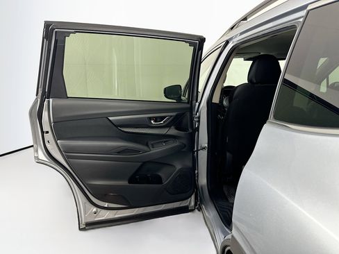 Used 2025 Subaru Ascent Premium AWD/4WD image 25