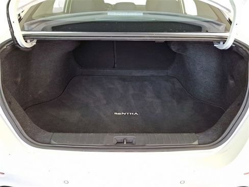 Used 2022 Nissan Sentra SV image 28