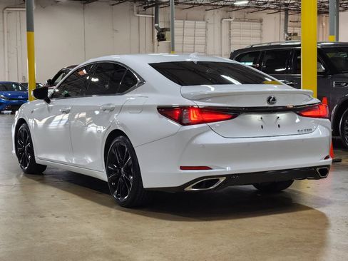 Used 2024 Lexus ES 350 F Sport w/ Accessory Package (Z2) FWD image 11