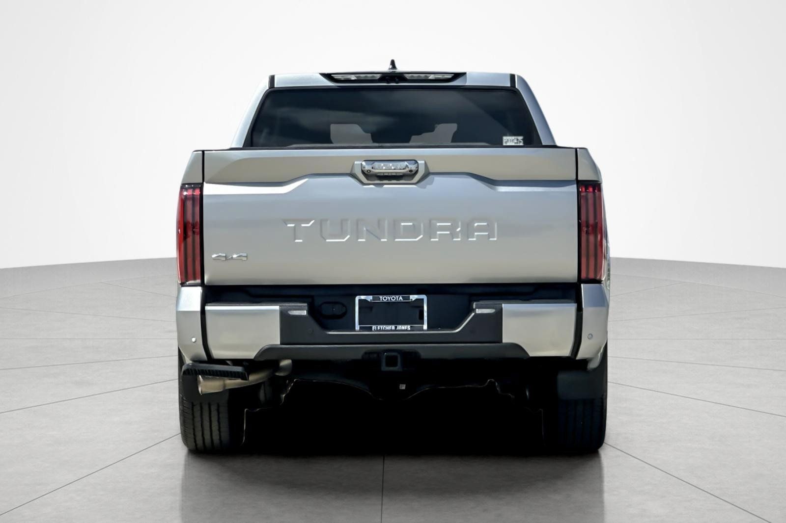 Used 2023 Toyota Tundra Limited w/ TRD Off-Road Package AWD/4WD image 4