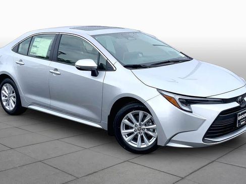 New 2026 Toyota Corolla XLE FWD image 2