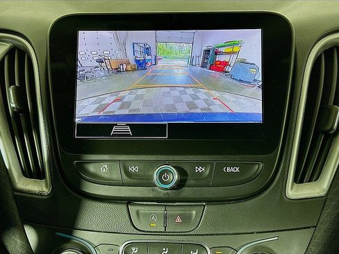 Used 2023 Chevrolet Malibu LT w/ Driver Confidence Package FWD image 15