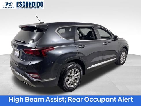 Used 2020 Hyundai Santa Fe SE image 6