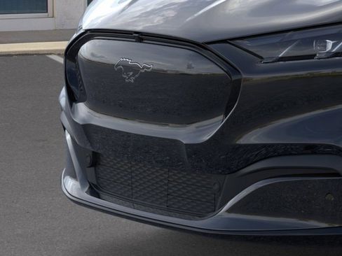 New 2025 Ford Mustang Mach-E Premium image 18