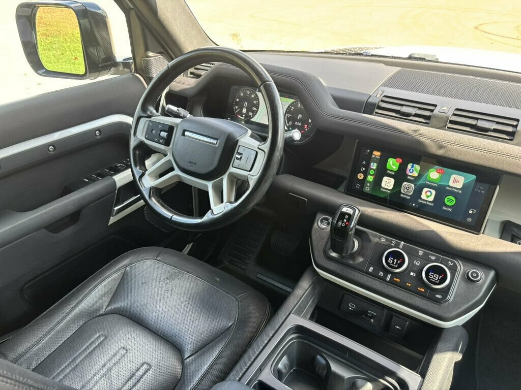 Used 2022 Land Rover Defender 110 X-Dynamic SE AWD/4WD image 25