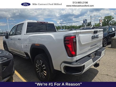 Used 2024 GMC Sierra 2500 Denali Ultimate AWD/4WD image 5