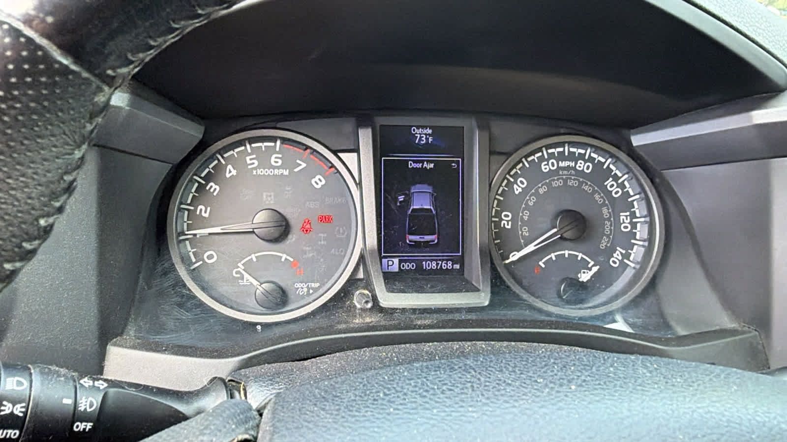 Used 2018 Toyota Tacoma TRD Off-Road AWD/4WD image 11