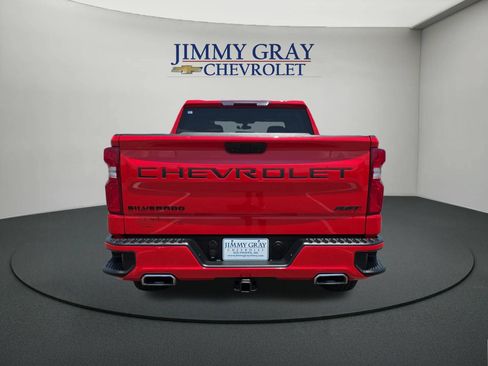 Used 2022 Chevrolet Silverado 1500 RST AWD/4WD image 4
