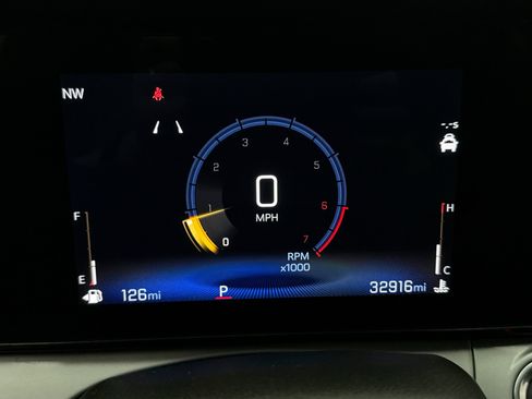 Used 2024 Chevrolet Trax LT w/ Driver Confidence Package FWD image 13